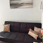 Apartmán Glam, King-size Bed, Terrace, Free Indoor Parking Vratislav