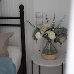 Glam, King-size Bed, Terrace, Free Indoor Parking Wroclaw