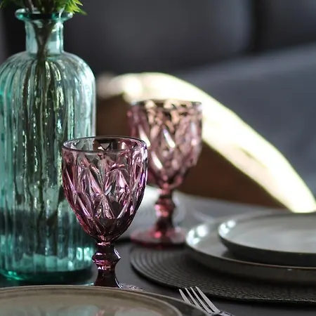 Glam, King-size Bed, Terrace, Free Indoor Parking Wrocław