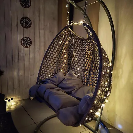 Glam, King-size Bed, Terrace, Free Indoor Parking Lejlighed *