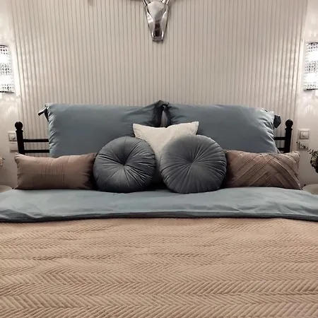 Lejlighed Glam, King-size Bed, Terrace, Free Indoor Parking