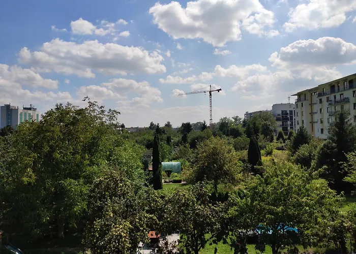 Apartment Glam, King-size Bed, Terrace, Free Indoor Parking Breslau