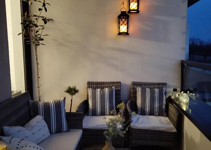 Glam, King-size Bed, Terrace, Free Indoor Parking Breslau