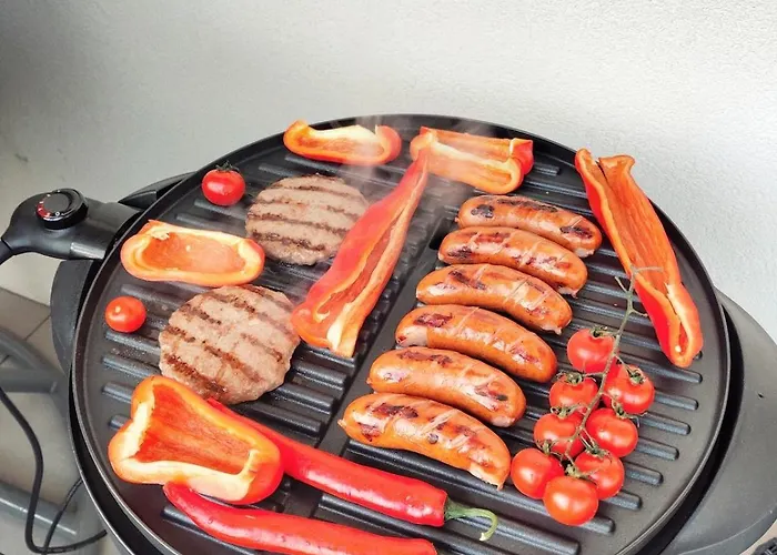 Glam, King-size Bed, Terrace, Free Indoor Parking Apartment *