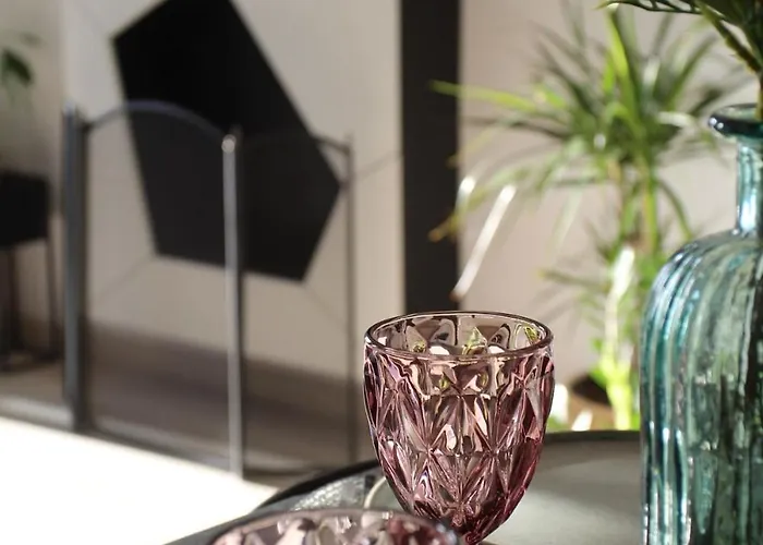 Glam, King-size Bed, Terrace, Free Indoor Parking Apartment *