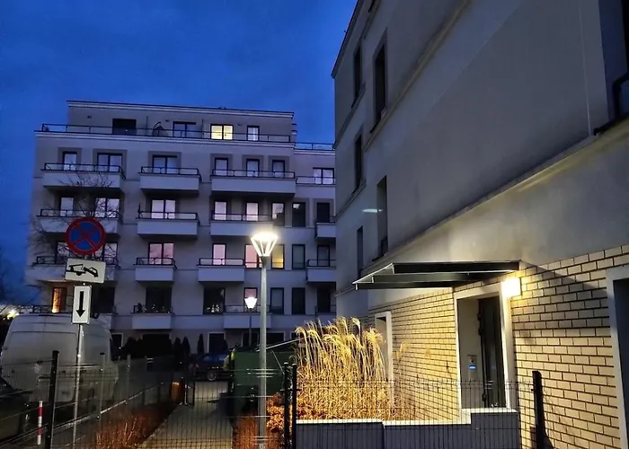 Glam, King-size Bed, Terrace, Free Indoor Parking アパート *